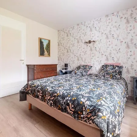 De La Croix * Saint-Leon-sur-Vezere