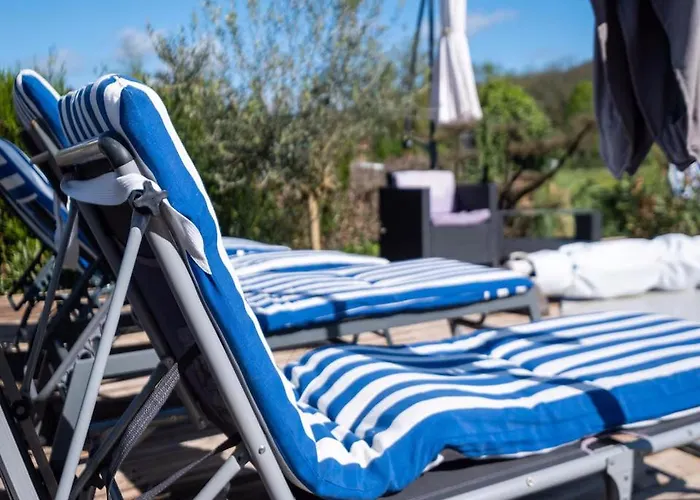 De La Croix Saint-Leon-sur-Vezere